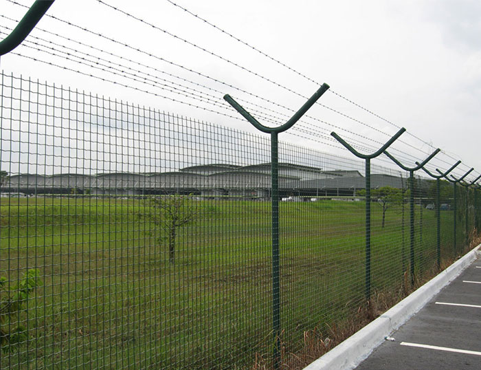 Professional Design Welded Wire Mesh Fencing - Wire Mesh Roll – Hua Guang